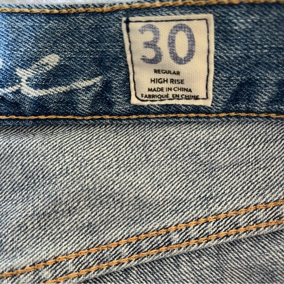 We the Free People High Rise Jeans Button Fly Raw Hem Distressed - Picture 8 of 12